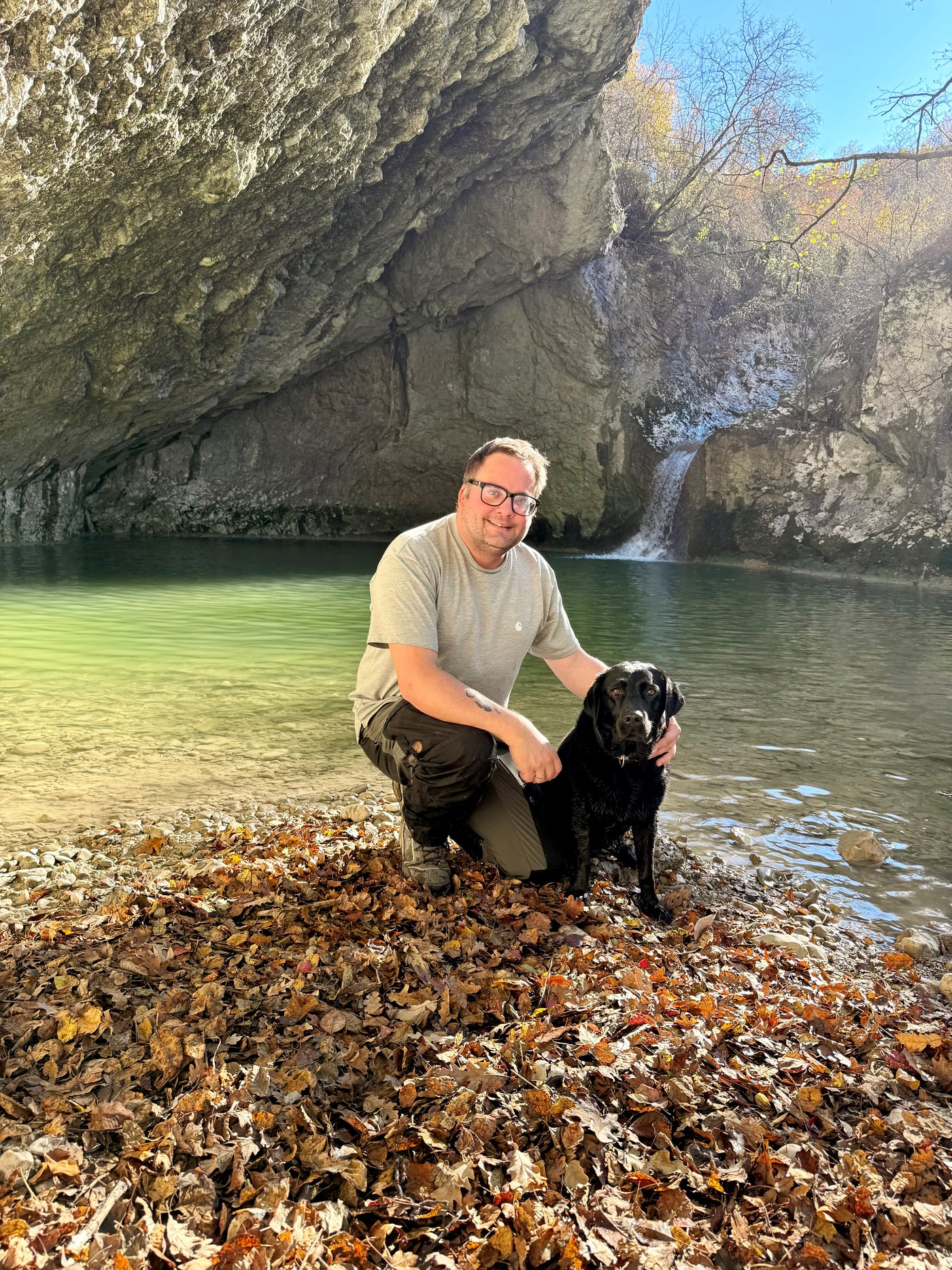 Ein Buch fürs Kind. Ein Lieblingsstück für den Hund. Abenteuer für euch alle.