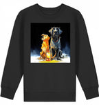Kids Sweatshirt | Batida & Foxi letzer Abend featuring cartoon dogs next to a lantern on a black background.