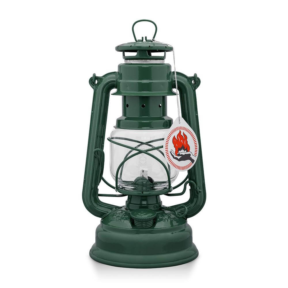 Feuerhand Baby Special 276 Sturmlaterne in moss green, ideal for outdoor lighting, durable galvanized steel construction.