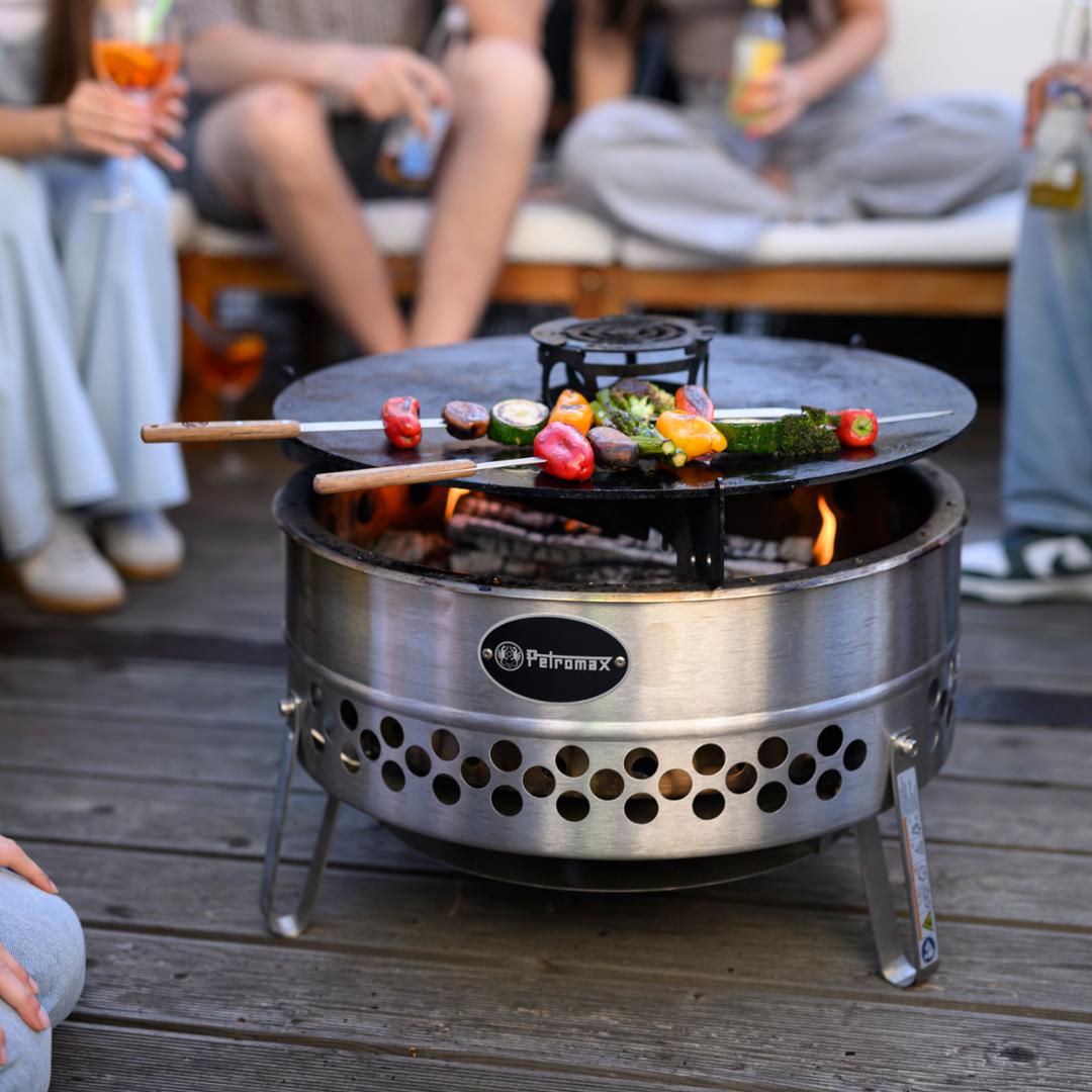 Grillplatte Tyropit und Pyron