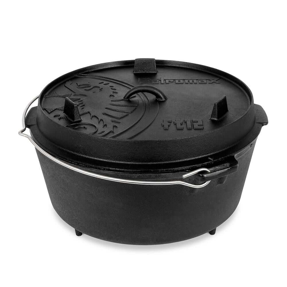 Feuertopf (Dutch Oven) aus Gusseisen mit Deckel und Füßen, ideal für Garten, Grill und Küche.